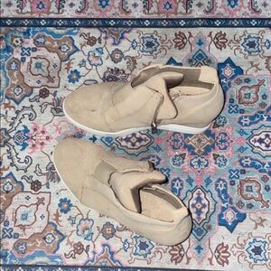 CCOCCI Light Tan Slip-On Sneakers